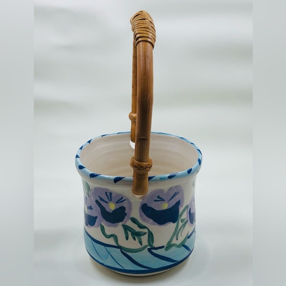Art Pottery Basket Bamboo Handle Signed “Stevens” Painted Flowers Pansies - Picture 2 of 16
